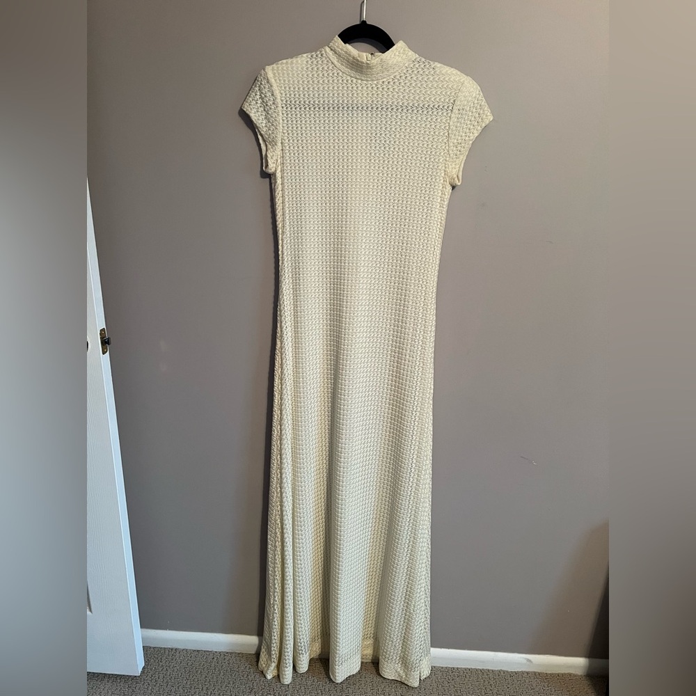 Elegant Cream Maxi Dress